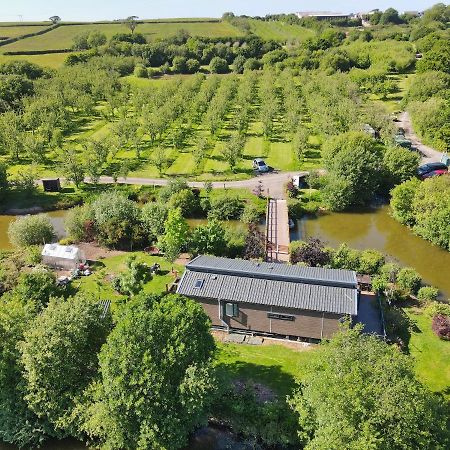 Braeburn Lodge Winkleigh Exterior foto